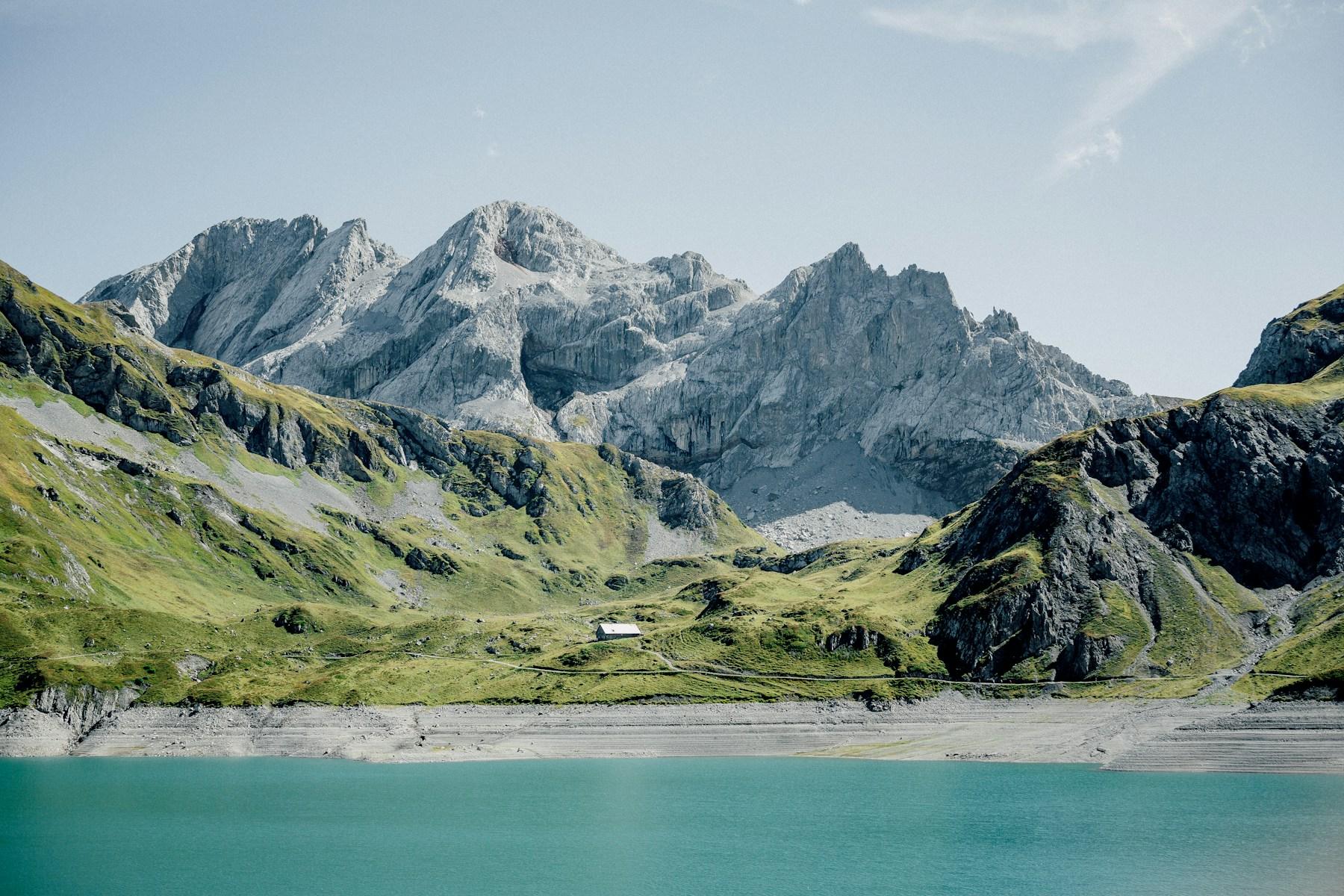 Alpensee, fotografisches Stimmungsbild